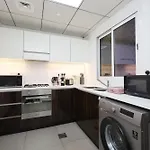 2 Bedroom Apartment Al Suffouh
