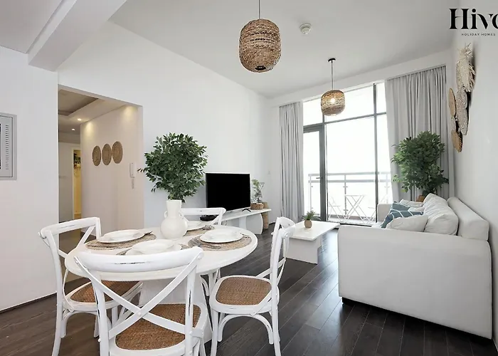 2 Bedroom Apartment Al Suffouh